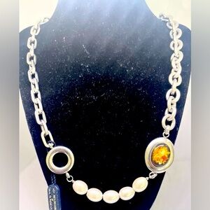 NEW DOLCE AND GABANNA STAINLESS STEEL SILVER FLORAL CHAIN STATEMENT NECKLACE